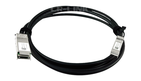 QSFP+-SFP+-DAC-3m view 2
